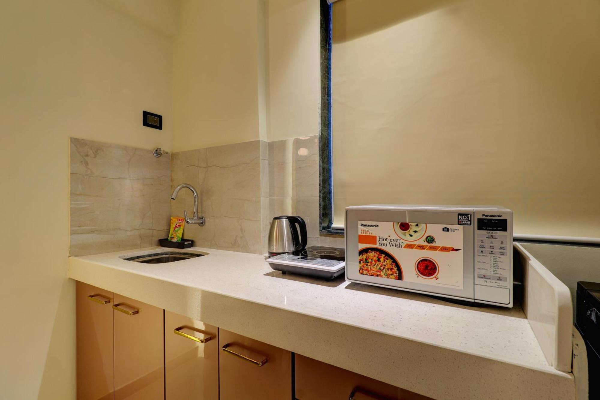 Home2 Suites And Service Apartments, Mumbai Airport Bombaim Exterior foto