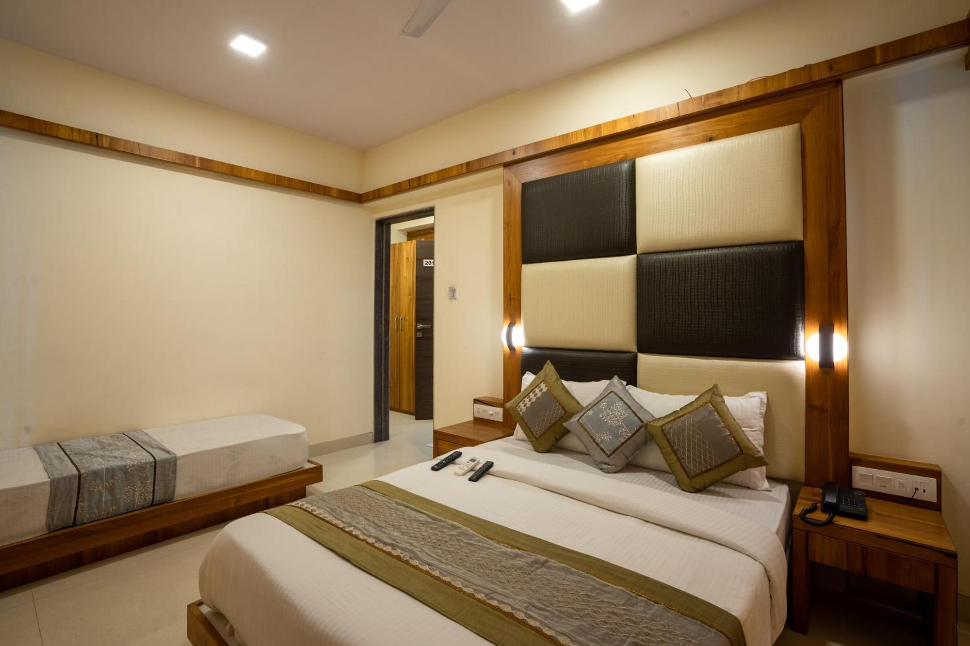 Home2 Suites And Service Apartments, Mumbai Airport Bombaim Quarto foto